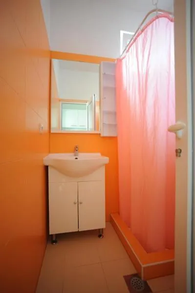 Graf-Apartments-Vir-Zadar 0*, Vir Croatia